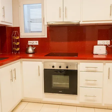 Apart-hotel Hamilton Court 3*