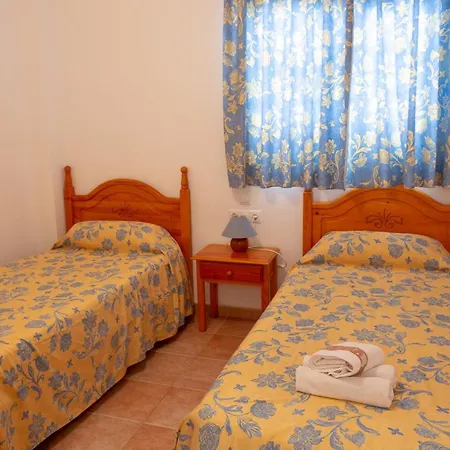 Apart-hotel Hamilton Court 3*