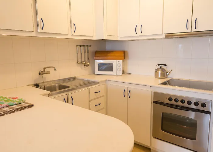 Hamilton Court 3* Санто Томас