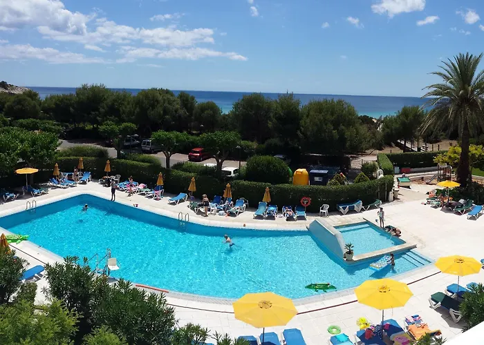 Hamilton Court Апарт-отель Санто Томас