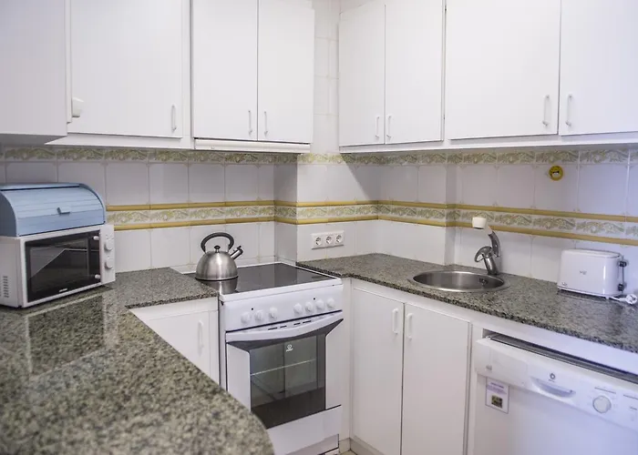 Hamilton Court Santo Tomás