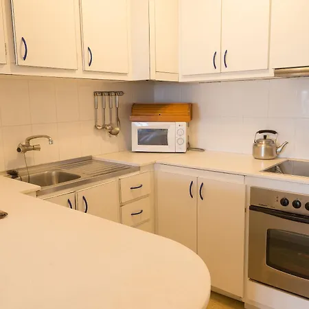 Hamilton Court 아파트호텔 3*