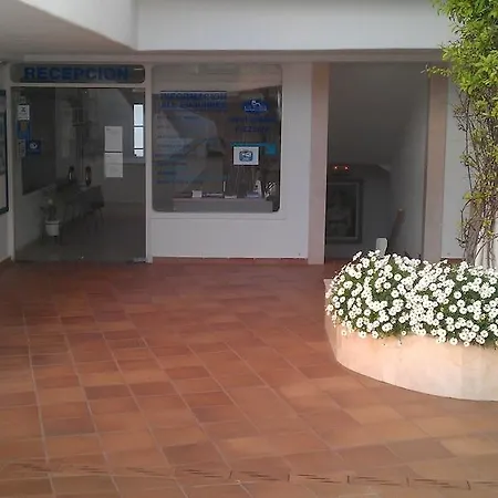 アパートホテル Hamilton Court 3*