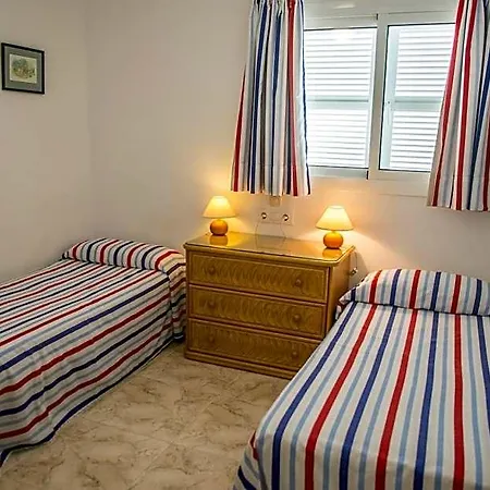 Aparthotel Hamilton Court 3*