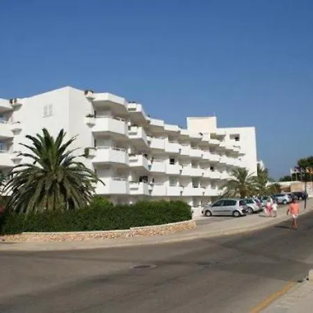Hamilton Court 3* Santo Tomás