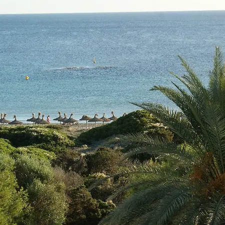 Hamilton Court アパートホテル 3*