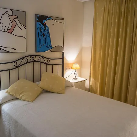 아파트호텔 Hamilton Court 3*