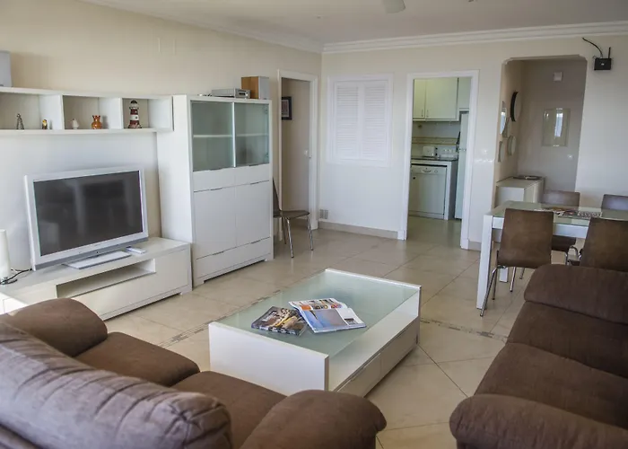 Hamilton Court شقة فندقية 3*