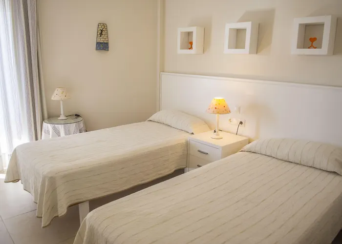 Hamilton Court شقة فندقية 3*