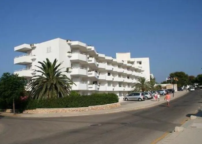 Hamilton Court 3* Santo Tomás