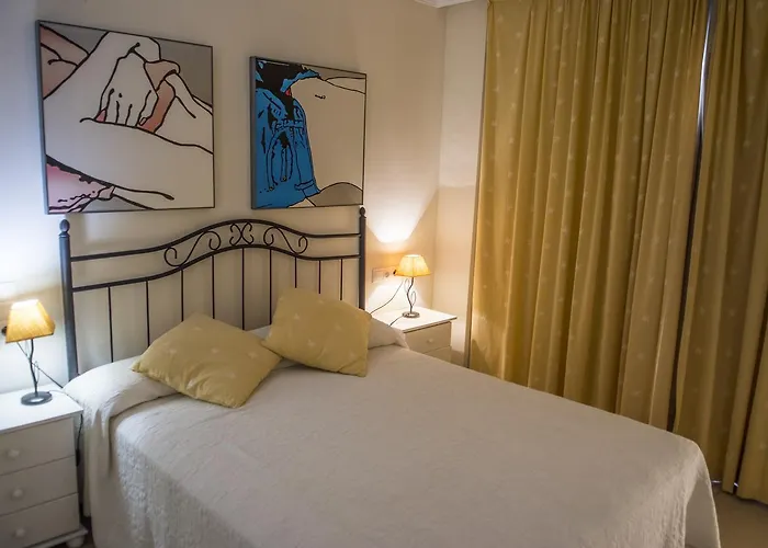 شقة فندقية Hamilton Court 3*