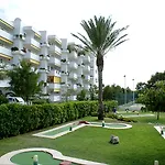 Hamilton Court